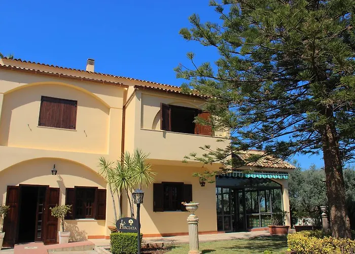 La Perciata Contrada Maeggio