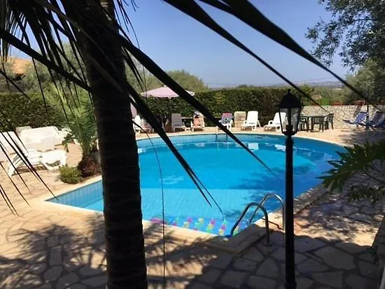 La Perciata Lantställe Contrada Maeggio